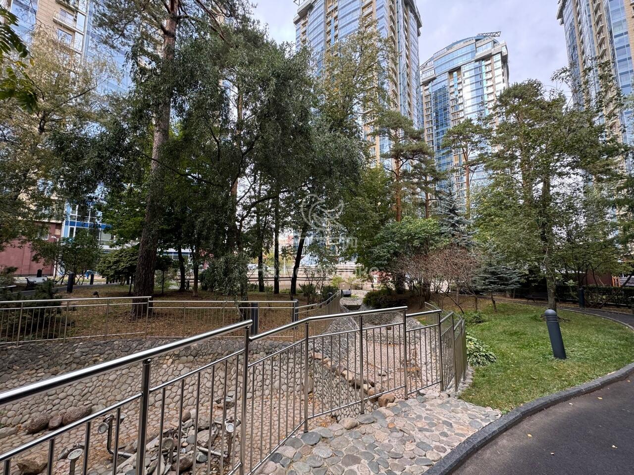 4-КОМН. АПАРТАМЕНТЫ С ОТДЕЛКОЙ 133.7 М² НА 17 ЭТАЖЕ