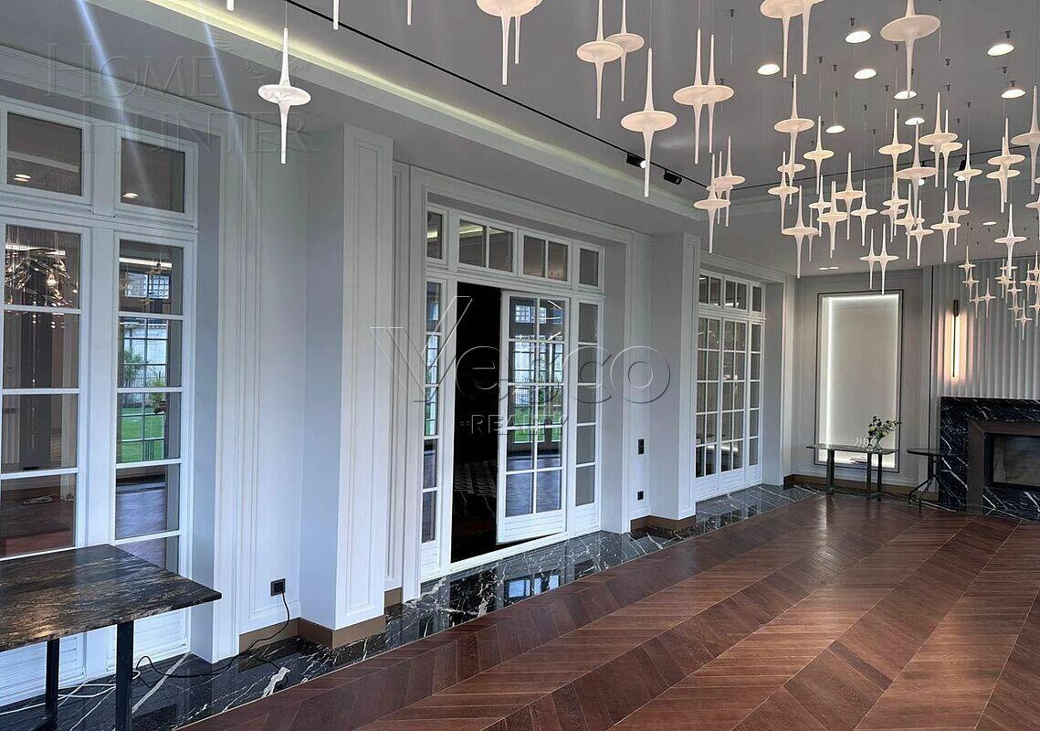 2-этажный коттедж 1 500 м² с отделкой