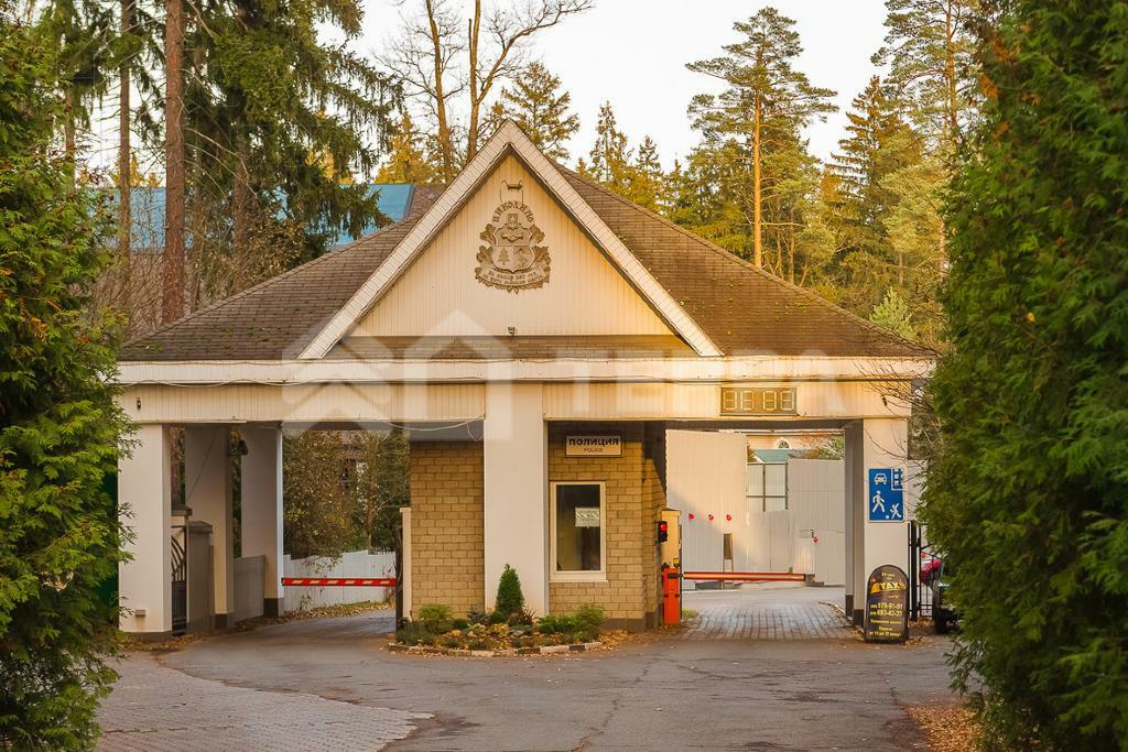 Участок 22 сот. в охраняемом поселке