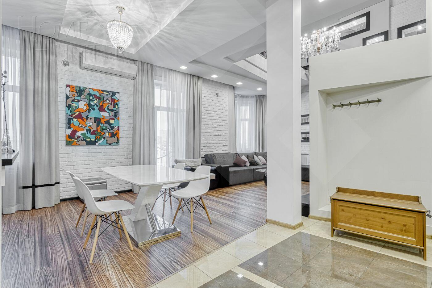 3-УРОВНЕВЫЙ ПЕНТХАУС С ОТДЕЛКОЙ 350 М² НА 7 ЭТАЖЕ