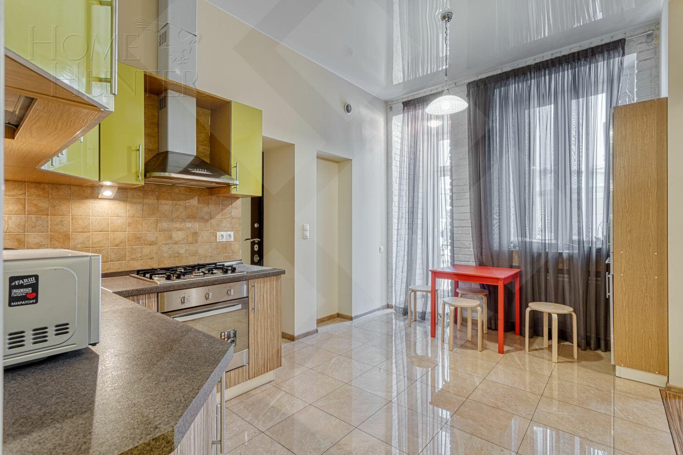 3-УРОВНЕВЫЙ ПЕНТХАУС С ОТДЕЛКОЙ 350 М² НА 7 ЭТАЖЕ