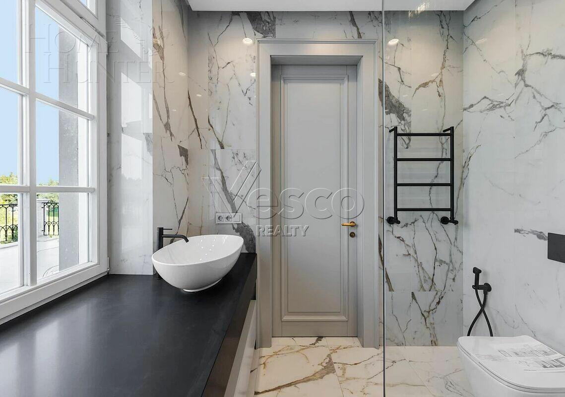 2-этажный коттедж 1 500 м² с отделкой