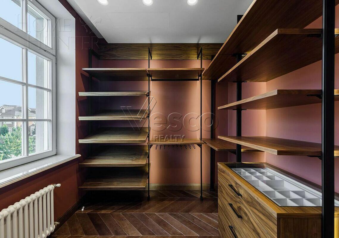 2-этажный коттедж 1 500 м² с отделкой