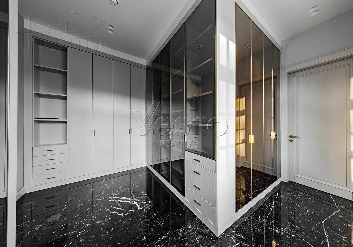 2-этажный коттедж 1 500 м² с отделкой