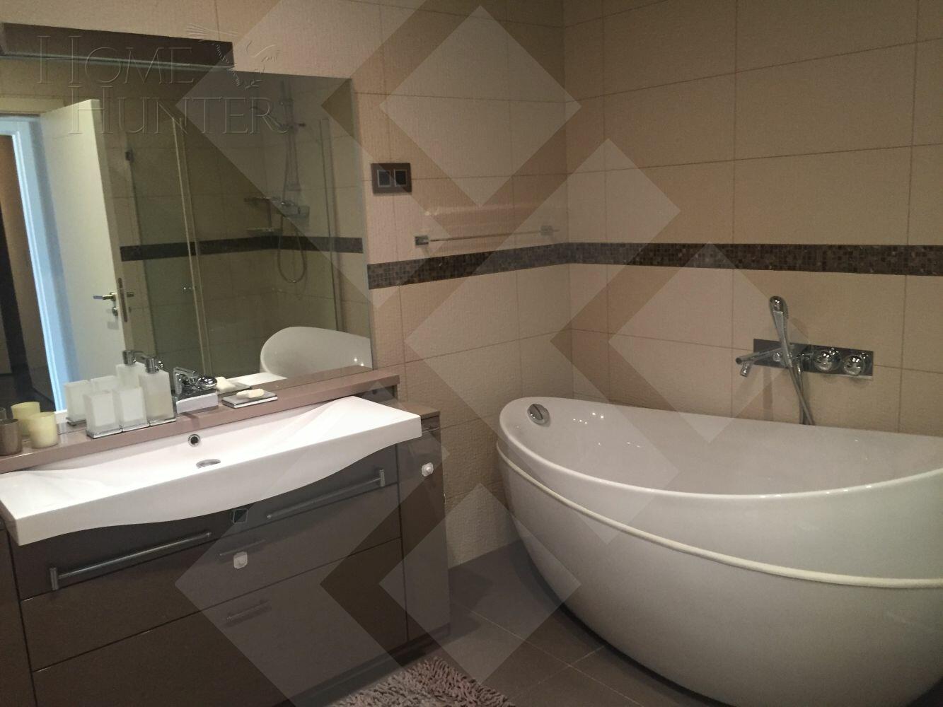 3-КОМН. КВАРТИРА С ОТДЕЛКОЙ 200 М² НА 33 ЭТАЖЕ