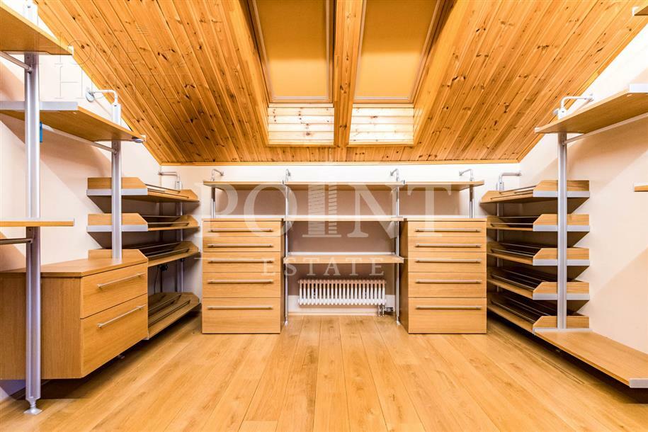 2-этажный коттедж 725 м² с отделкой