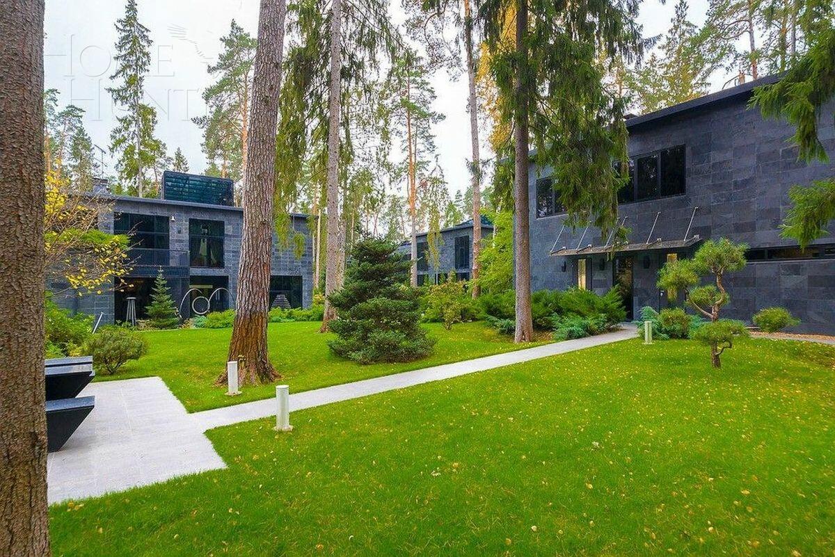 2-этажный коттедж 680 м² с отделкой