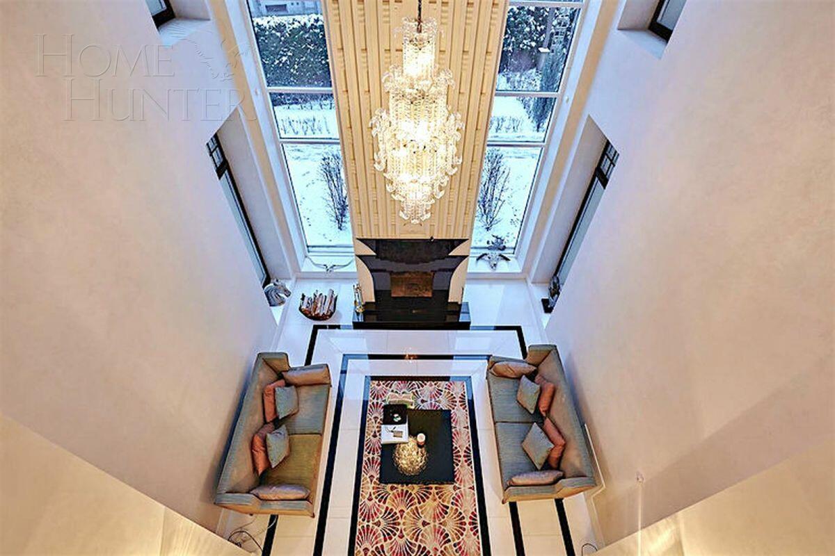 2-этажный коттедж 1 372 м² с отделкой