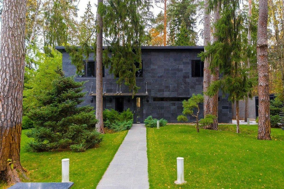 2-этажный коттедж 680 м² с отделкой