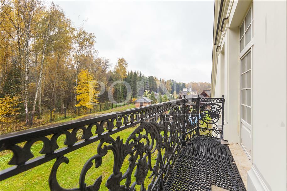 2-этажный коттедж 1 569 м² с отделкой