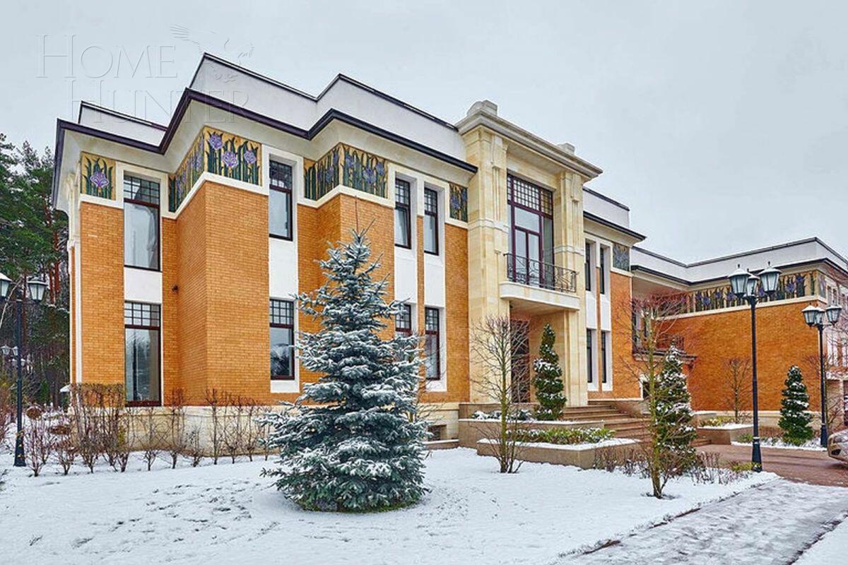 2-этажный коттедж 1 372 м² с отделкой