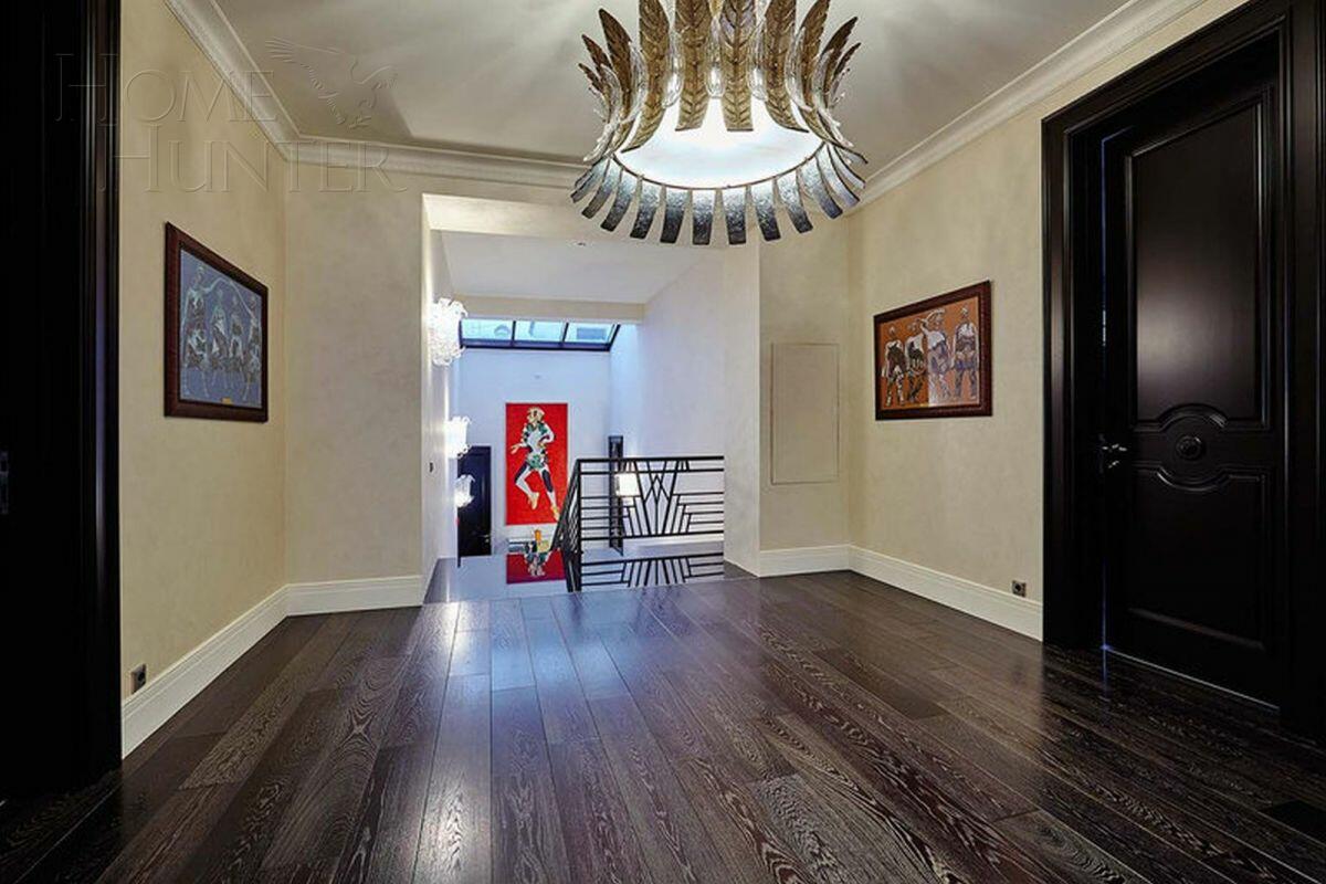 2-этажный коттедж 1 372 м² с отделкой