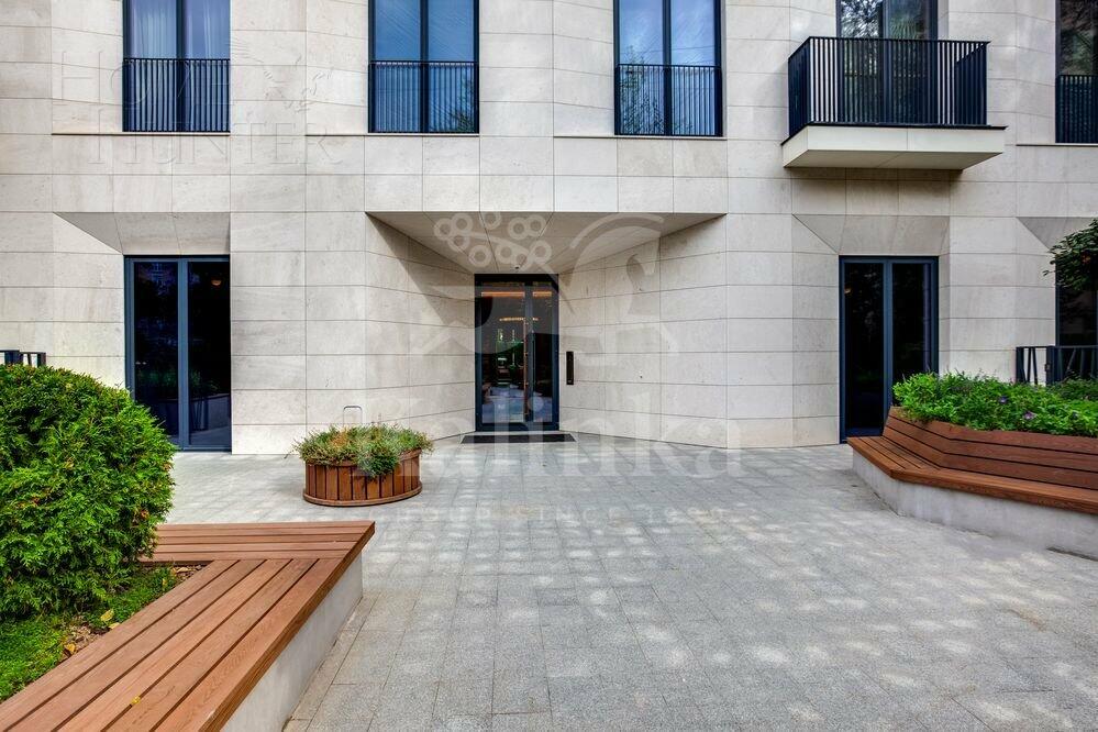 10-КОМН. КВАРТИРА БЕЗ ОТДЕЛКИ 420.4 М² НА 4 ЭТАЖЕ