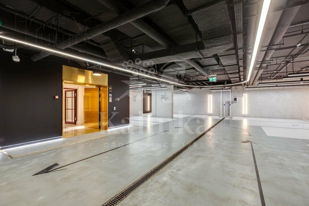 10-КОМН. КВАРТИРА БЕЗ ОТДЕЛКИ 420.4 М² НА 4 ЭТАЖЕ