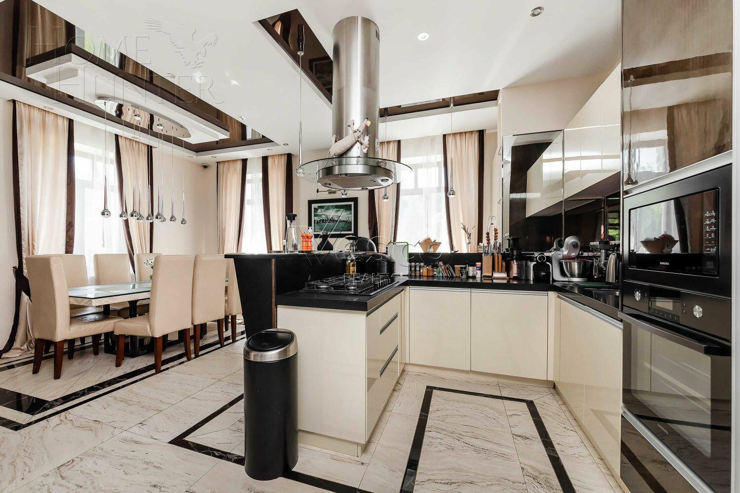 2-этажный коттедж 680 м² с отделкой