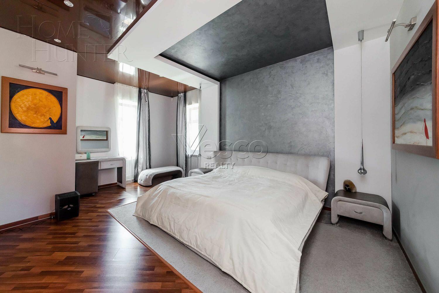 2-этажный коттедж 680 м² с отделкой