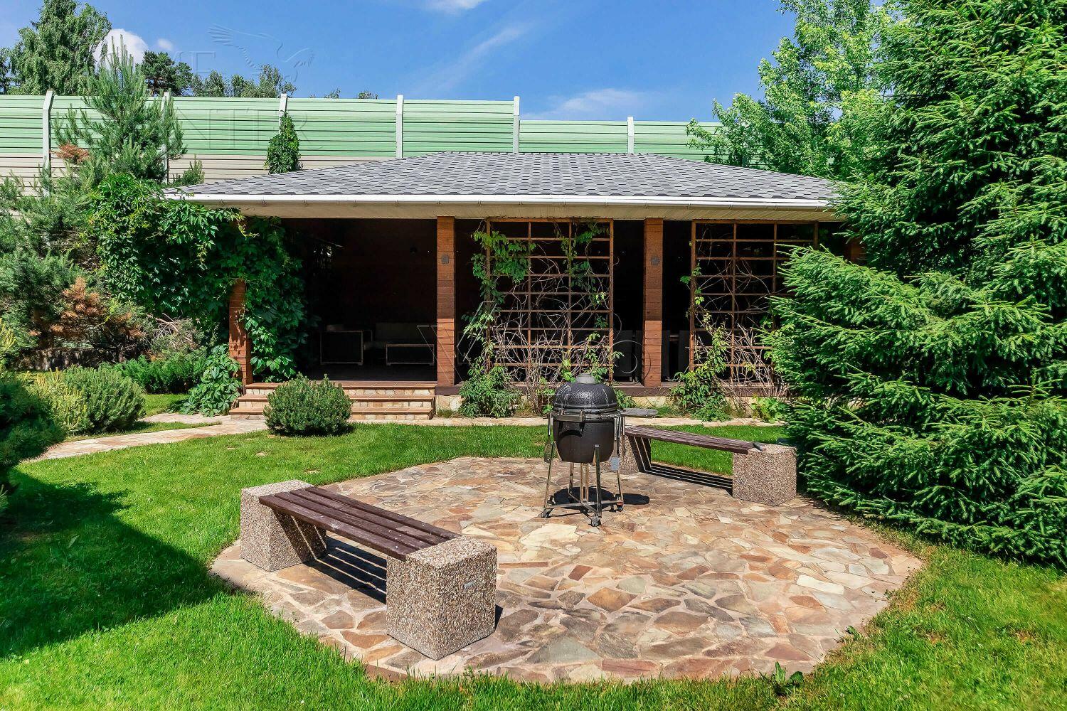 2-этажный коттедж 680 м² с отделкой