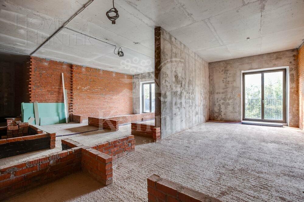 10-КОМН. КВАРТИРА БЕЗ ОТДЕЛКИ 420.4 М² НА 4 ЭТАЖЕ