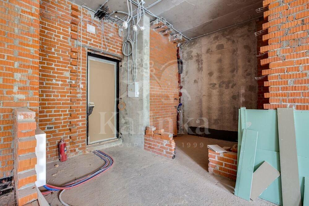 10-КОМН. КВАРТИРА БЕЗ ОТДЕЛКИ 420.4 М² НА 4 ЭТАЖЕ