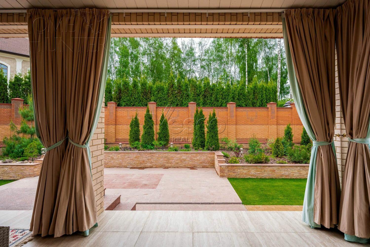 2-этажный коттедж 740 м² с отделкой