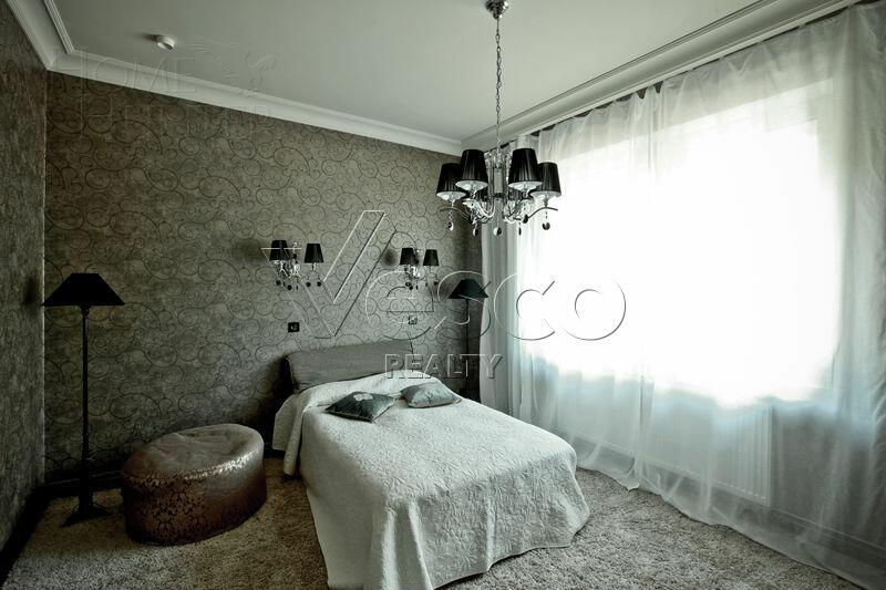 2-этажный коттедж 640 м² с отделкой