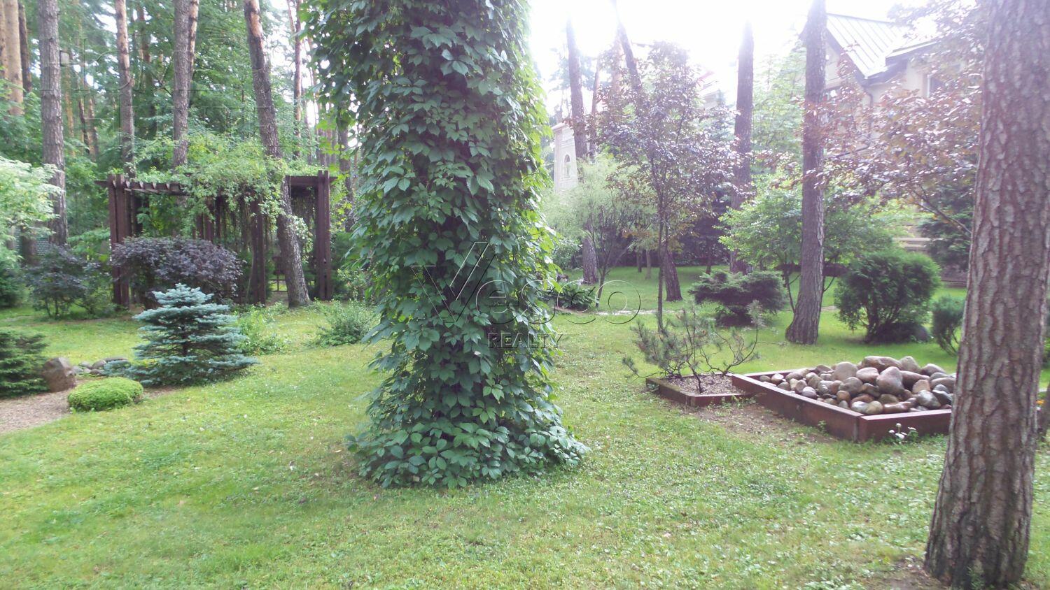 2-этажный коттедж 1 400 м² с отделкой