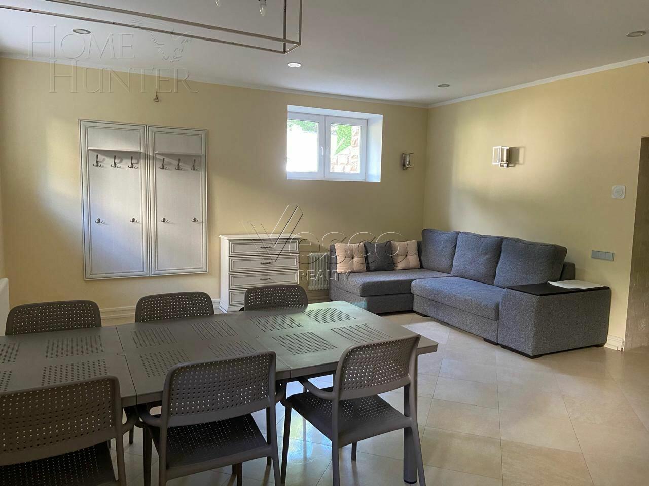 2-этажный коттедж 1 087 м² с отделкой