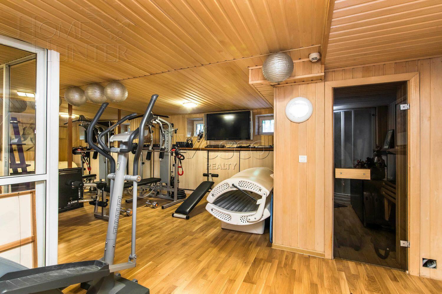 2-этажный коттедж 400 м² с отделкой