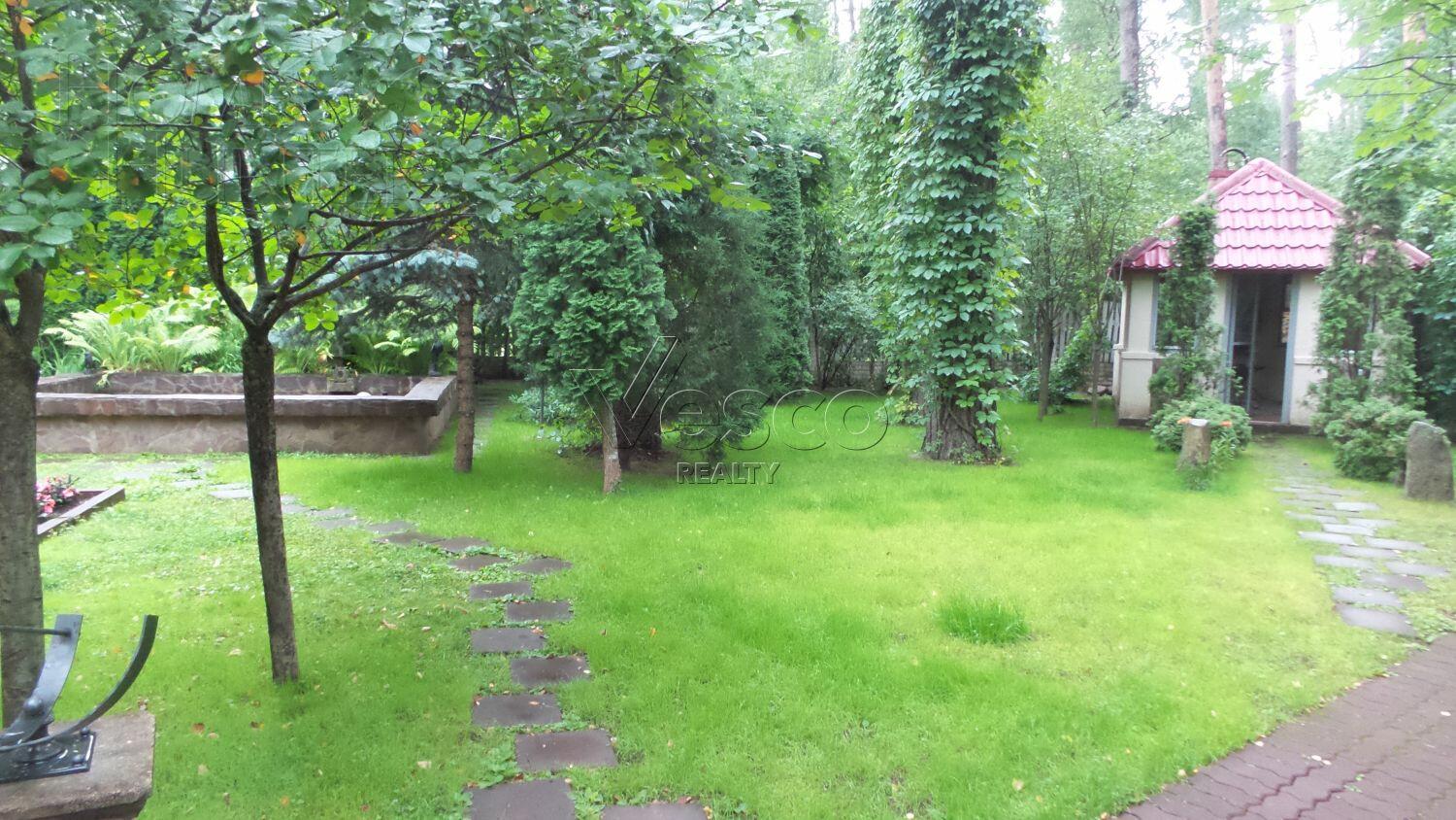 2-этажный коттедж 1 400 м² с отделкой