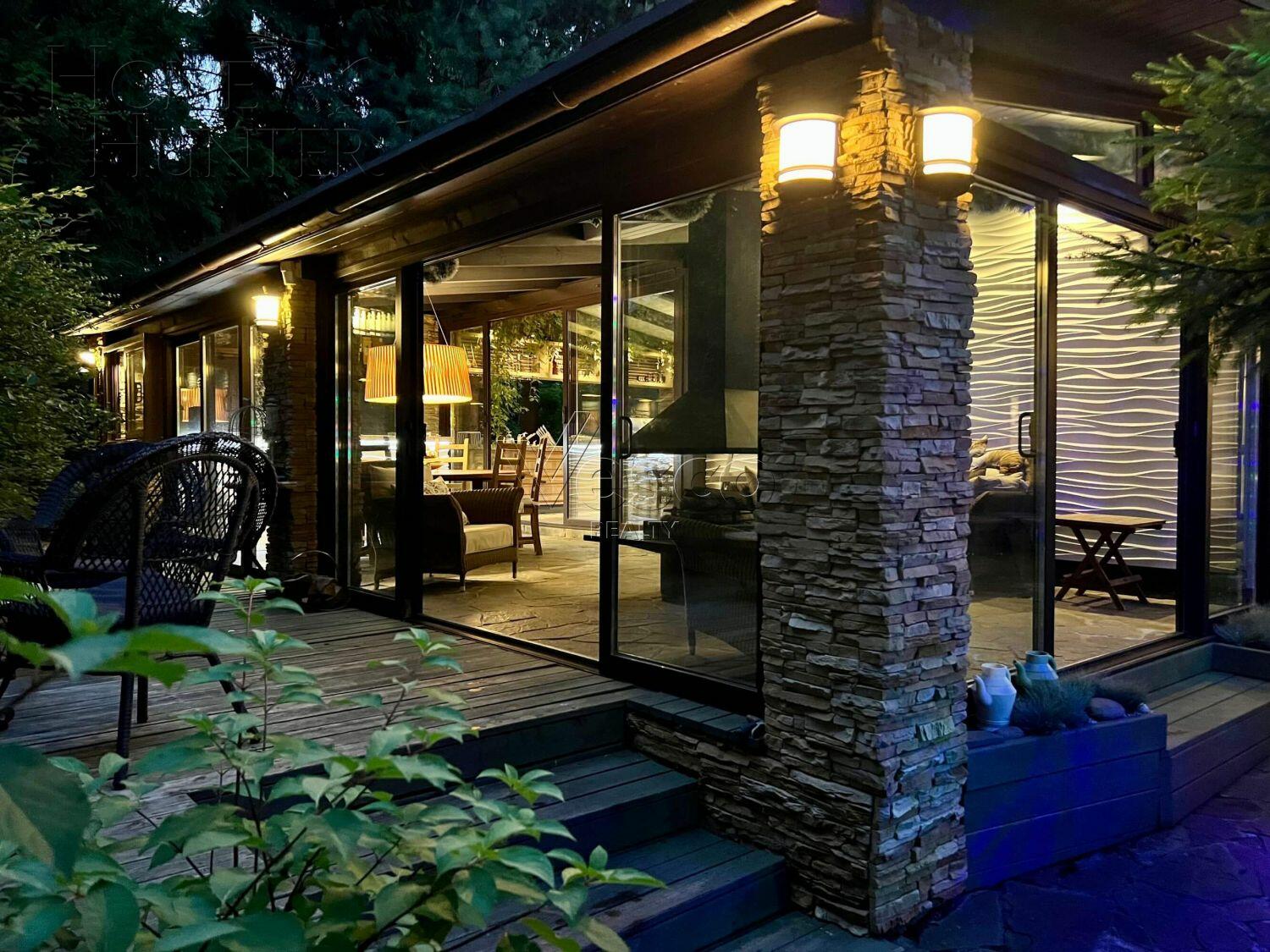 2-этажный коттедж 400 м² с отделкой