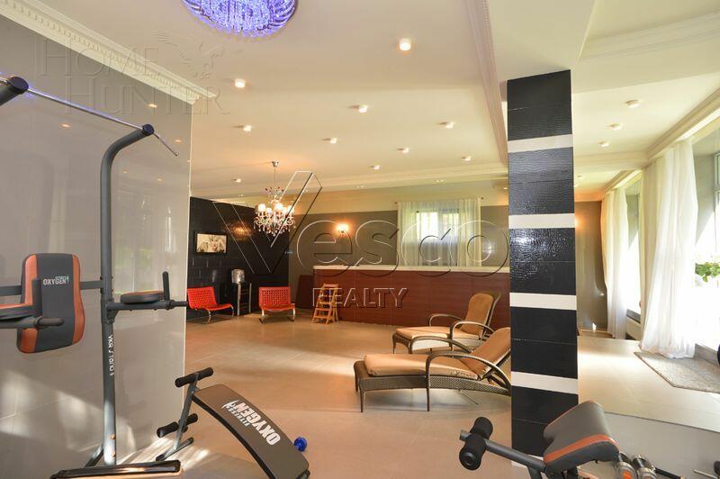 2-этажный коттедж 640 м² с отделкой