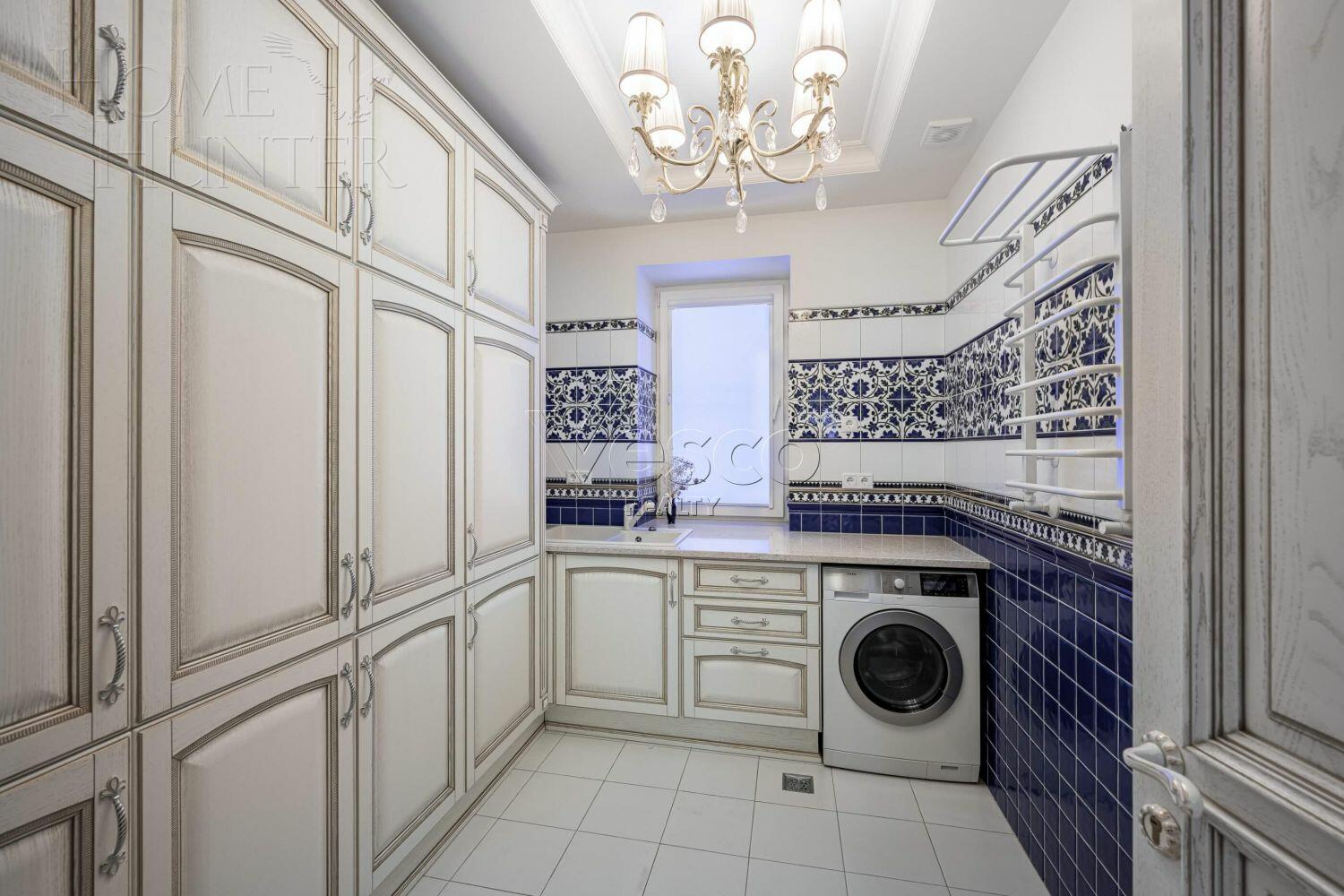 2-этажный коттедж 740 м² с отделкой