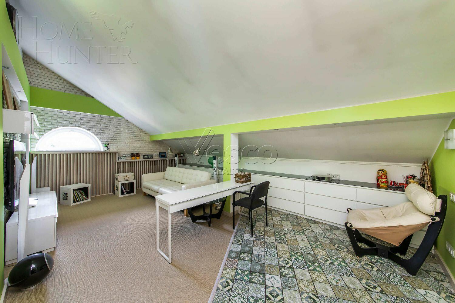 2-этажный коттедж 400 м² с отделкой