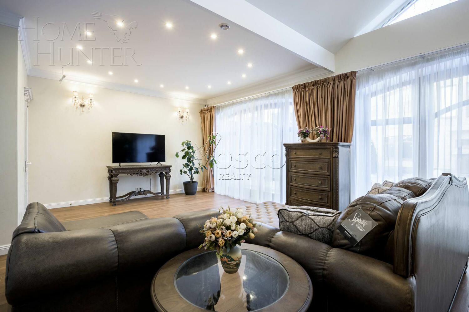 2-этажный коттедж 740 м² с отделкой