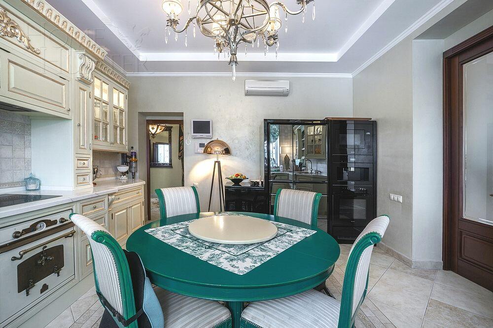 2-этажный коттедж 510.2 м² с отделкой