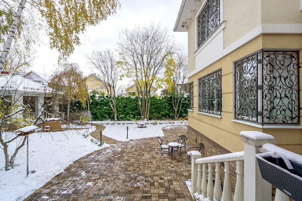 2-этажный коттедж 510.2 м² с отделкой