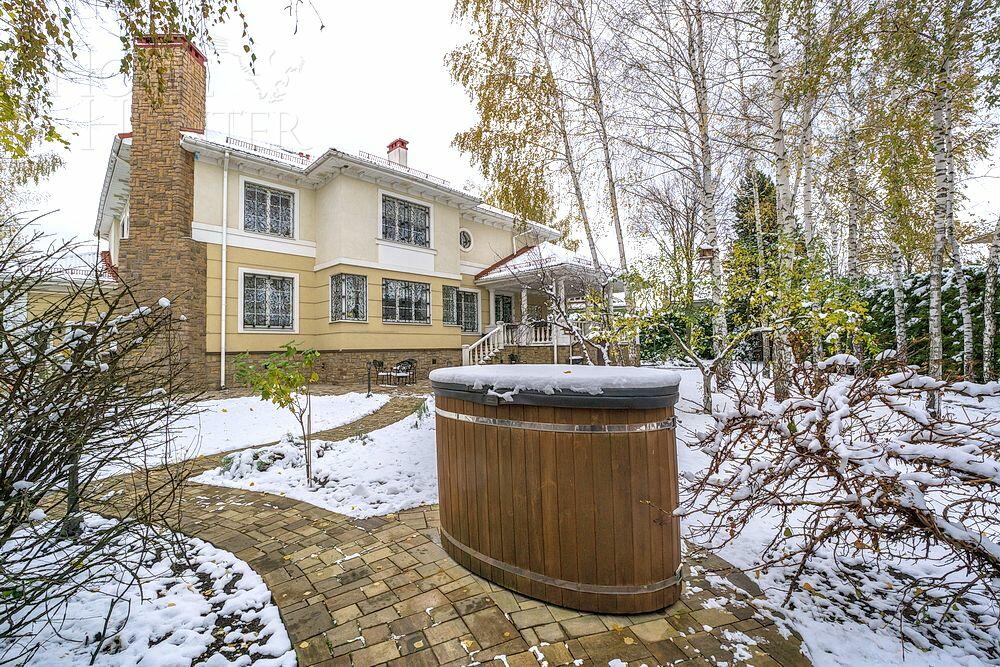 2-этажный коттедж 510.2 м² с отделкой