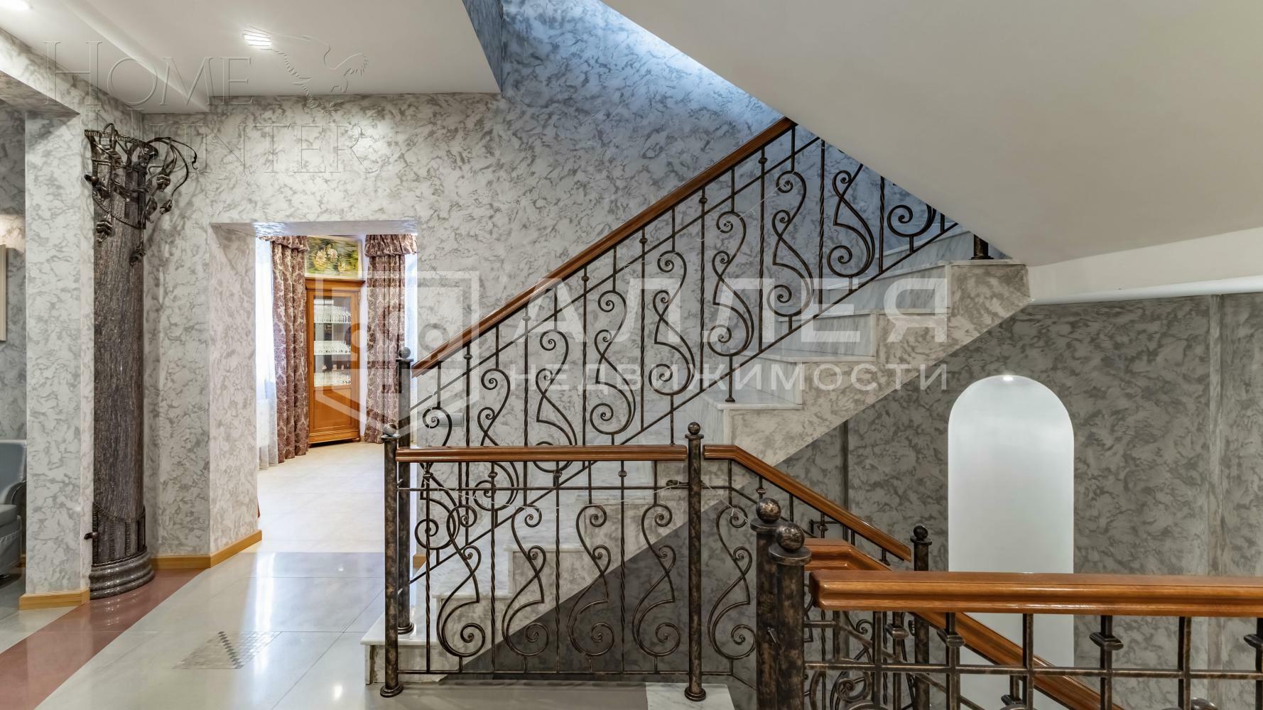 2-этажный коттедж 470 м² с отделкой