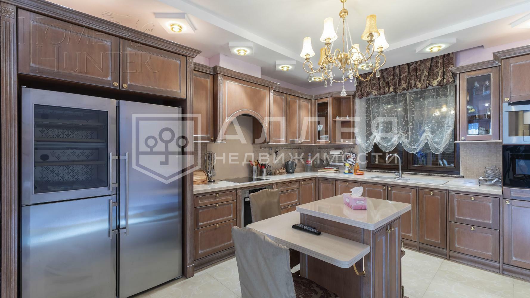 2-этажный коттедж 470 м² с отделкой