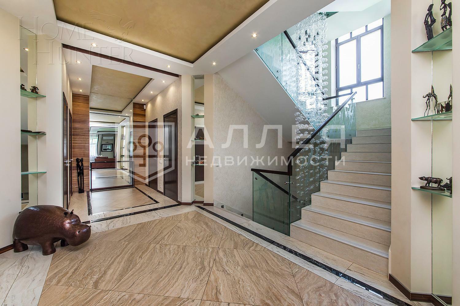 2-этажный коттедж 680 м² с отделкой