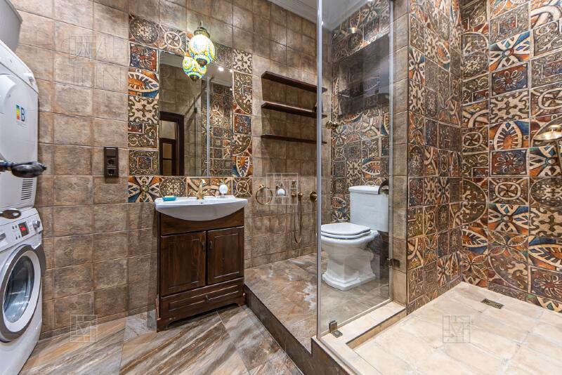 4-КОМН. КВАРТИРА С ОТДЕЛКОЙ 137 М² НА 4 ЭТАЖЕ