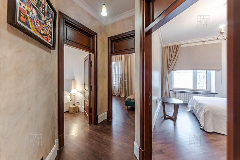 4-КОМН. КВАРТИРА С ОТДЕЛКОЙ 137 М² НА 4 ЭТАЖЕ