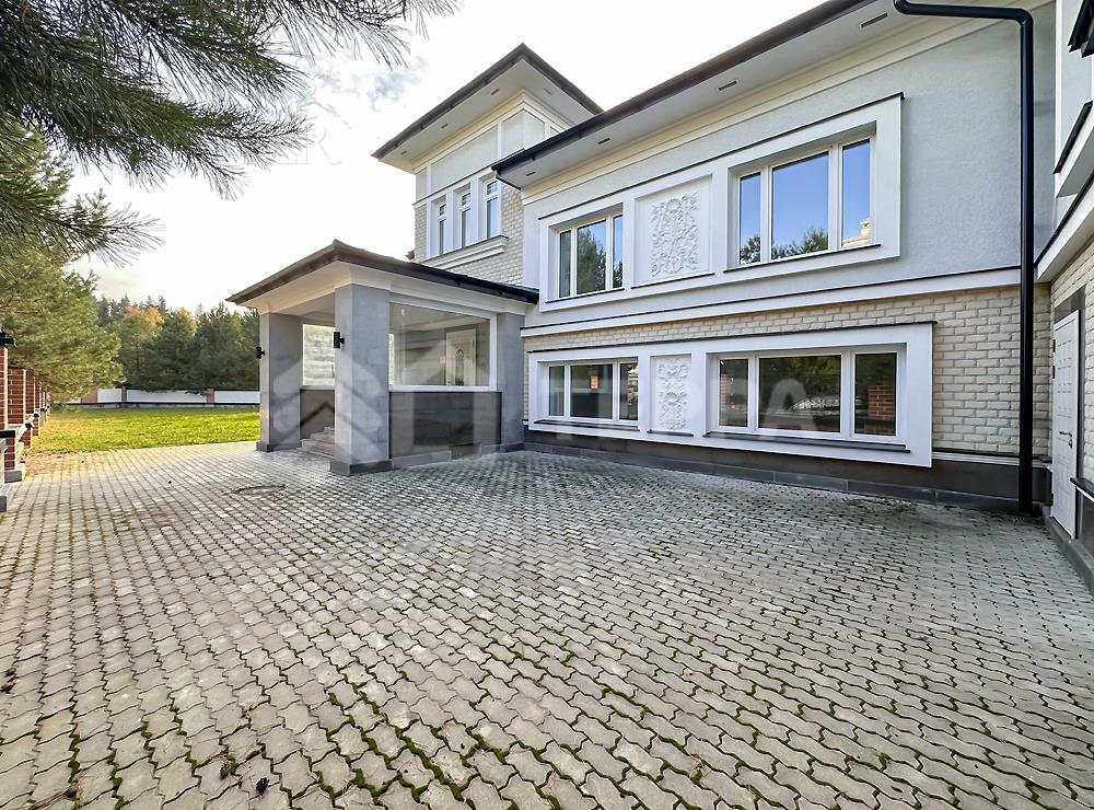 2-этажный коттедж 11 110 м² с отделкой