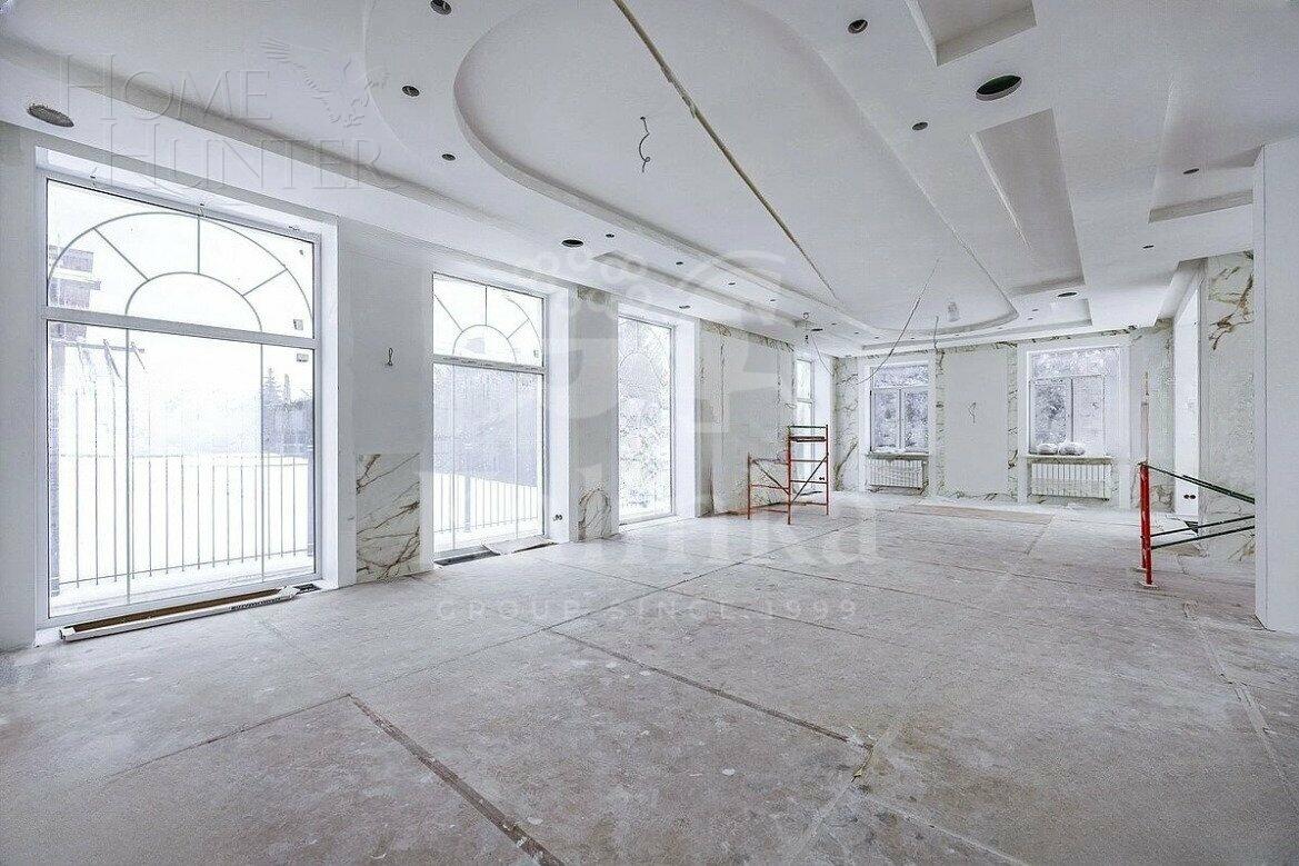 3-этажный коттедж 1 532 м² без отделки