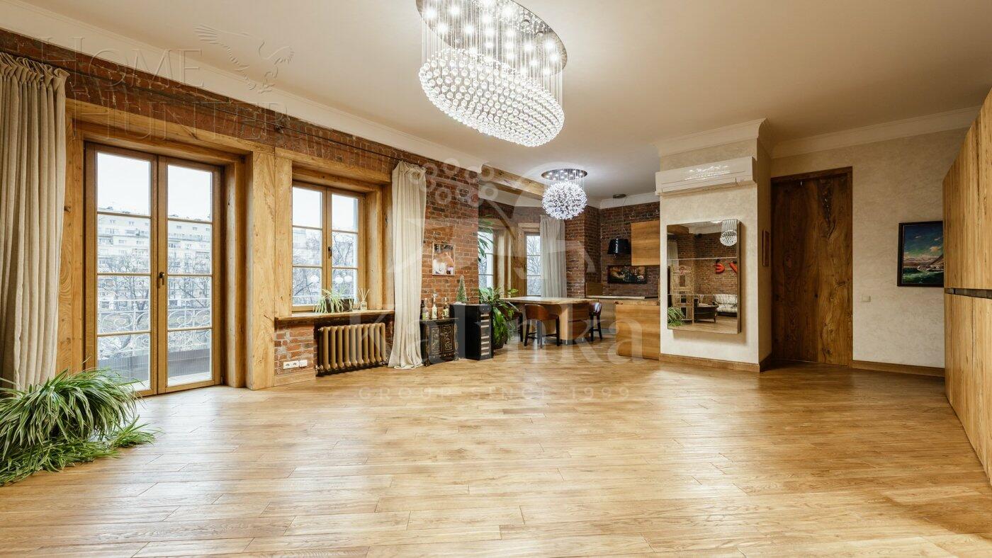 30-КОМН. КВАРТИРА С ОТДЕЛКОЙ 100.8 М² НА 3 ЭТАЖЕ