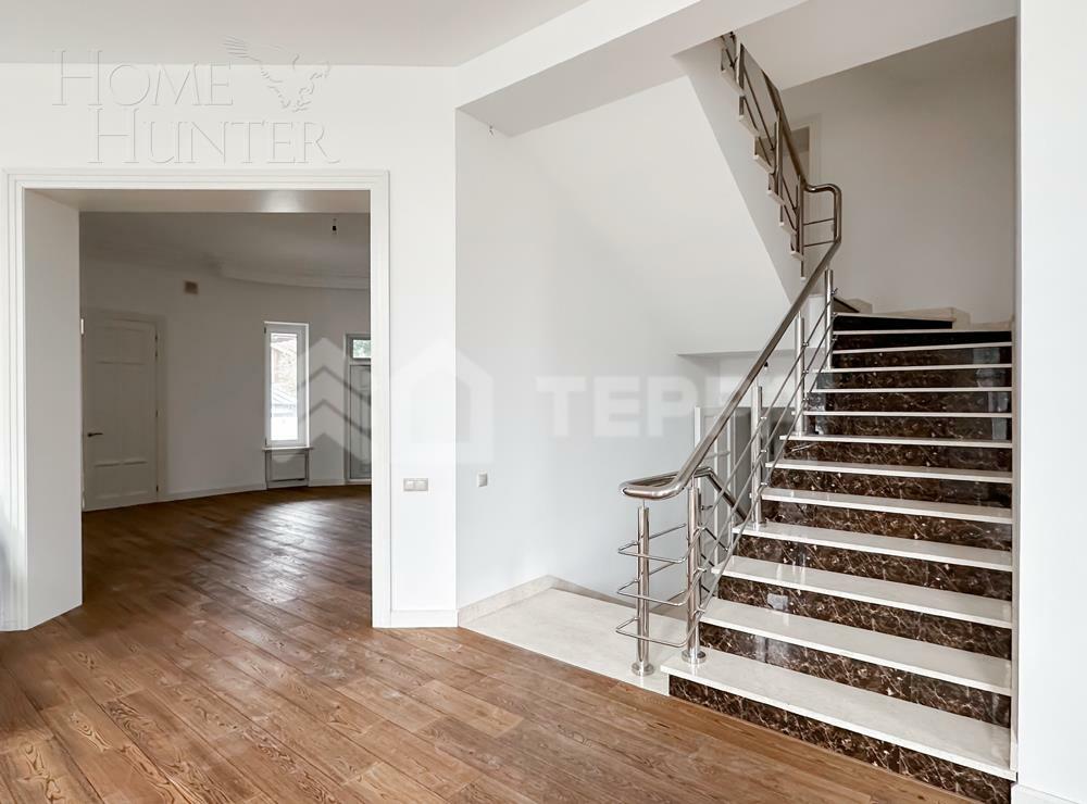 2-этажный коттедж 11 110 м² с отделкой