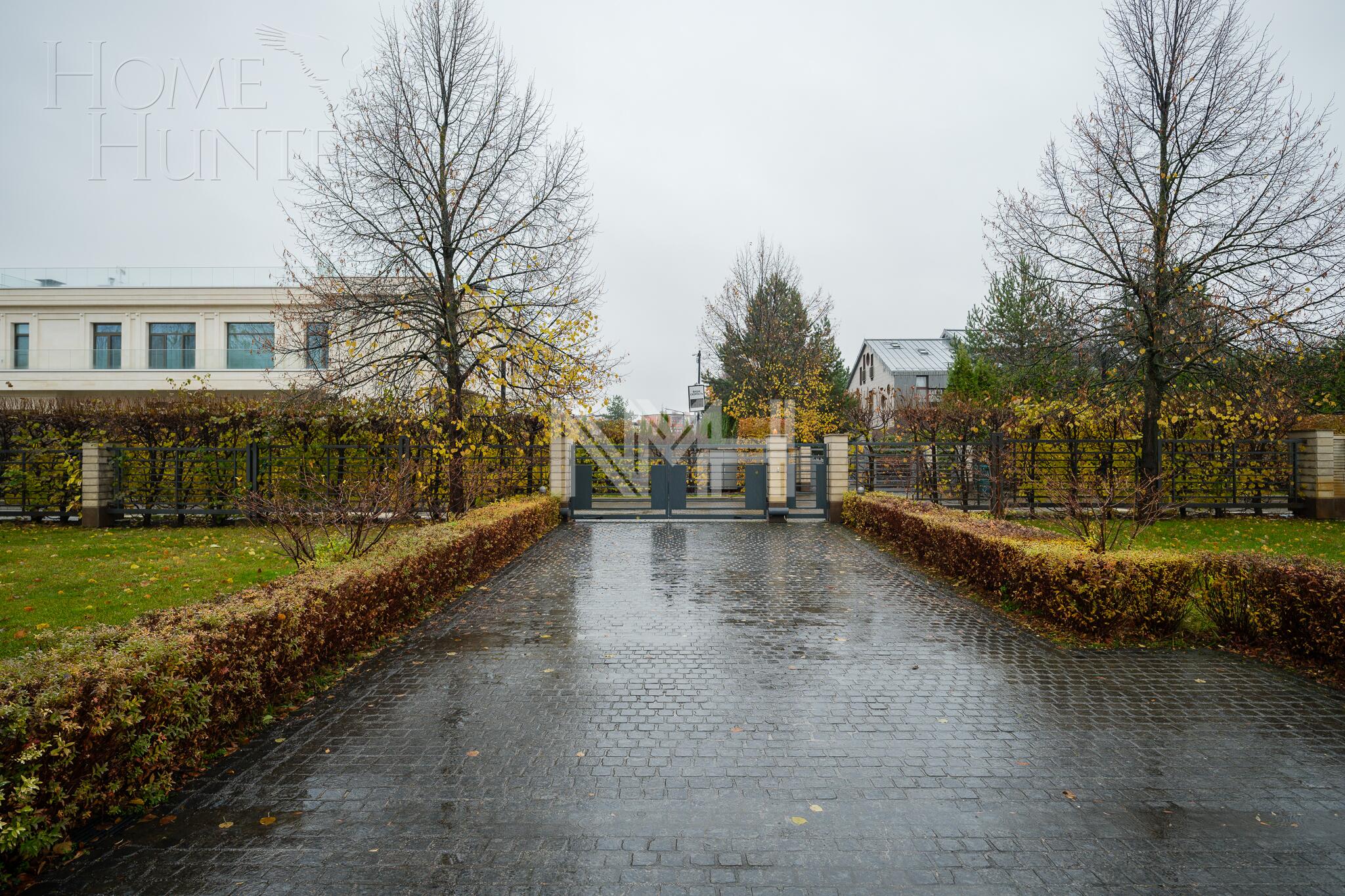 2-этажный коттедж 989.7 м² с отделкой