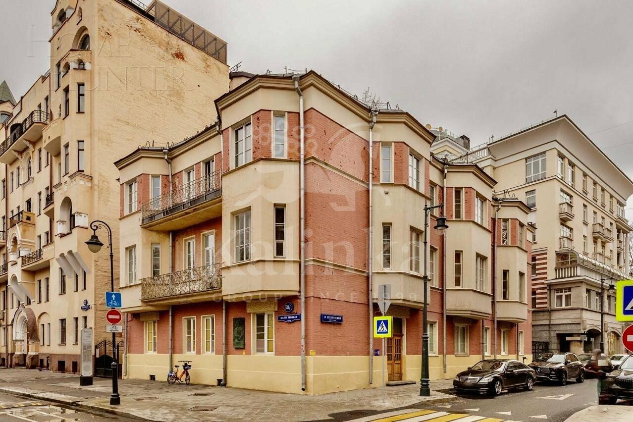 30-КОМН. КВАРТИРА С ОТДЕЛКОЙ 100.8 М² НА 3 ЭТАЖЕ