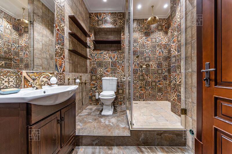 4-КОМН. КВАРТИРА С ОТДЕЛКОЙ 137 М² НА 4 ЭТАЖЕ