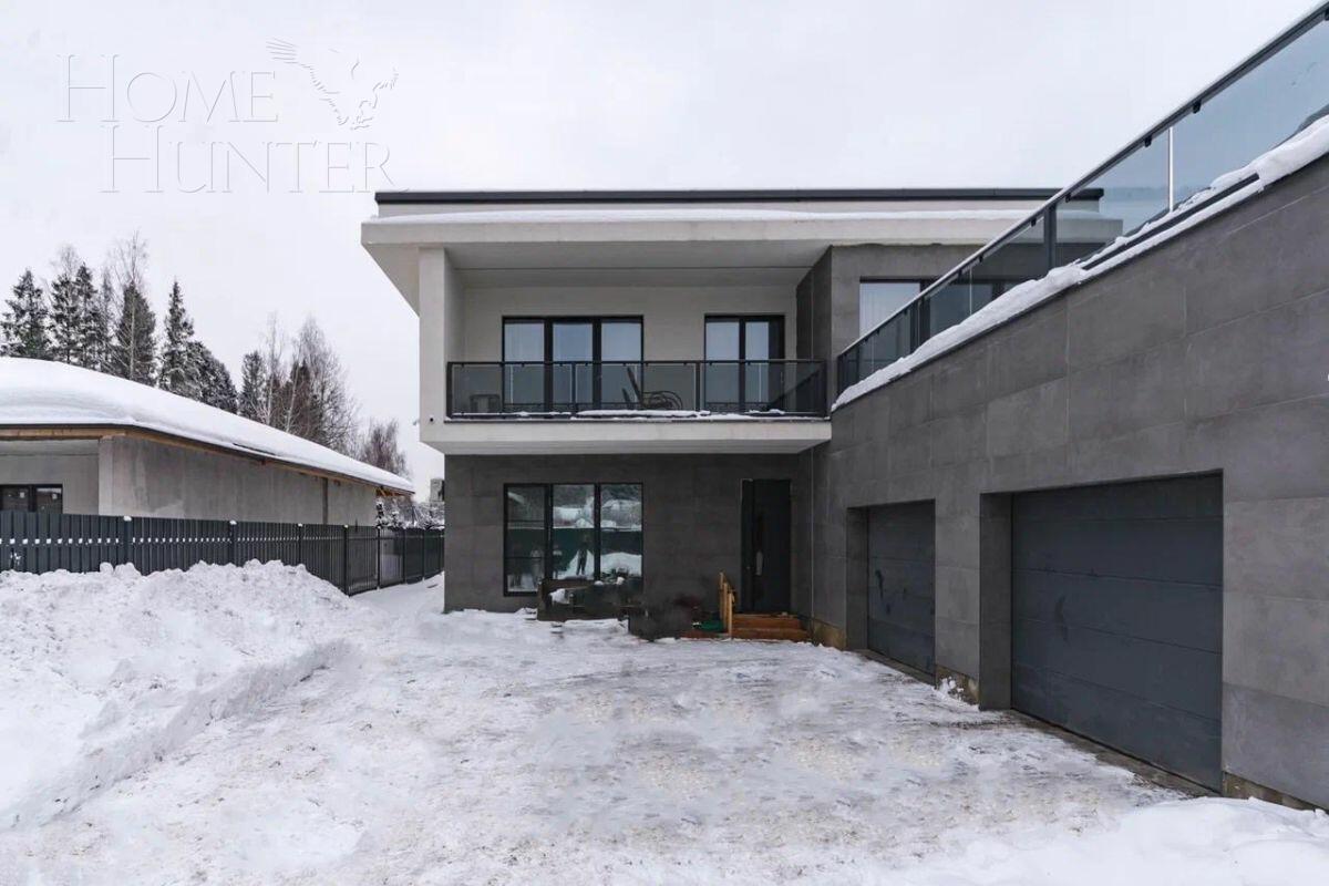 2-этажный коттедж 350 м² с отделкой